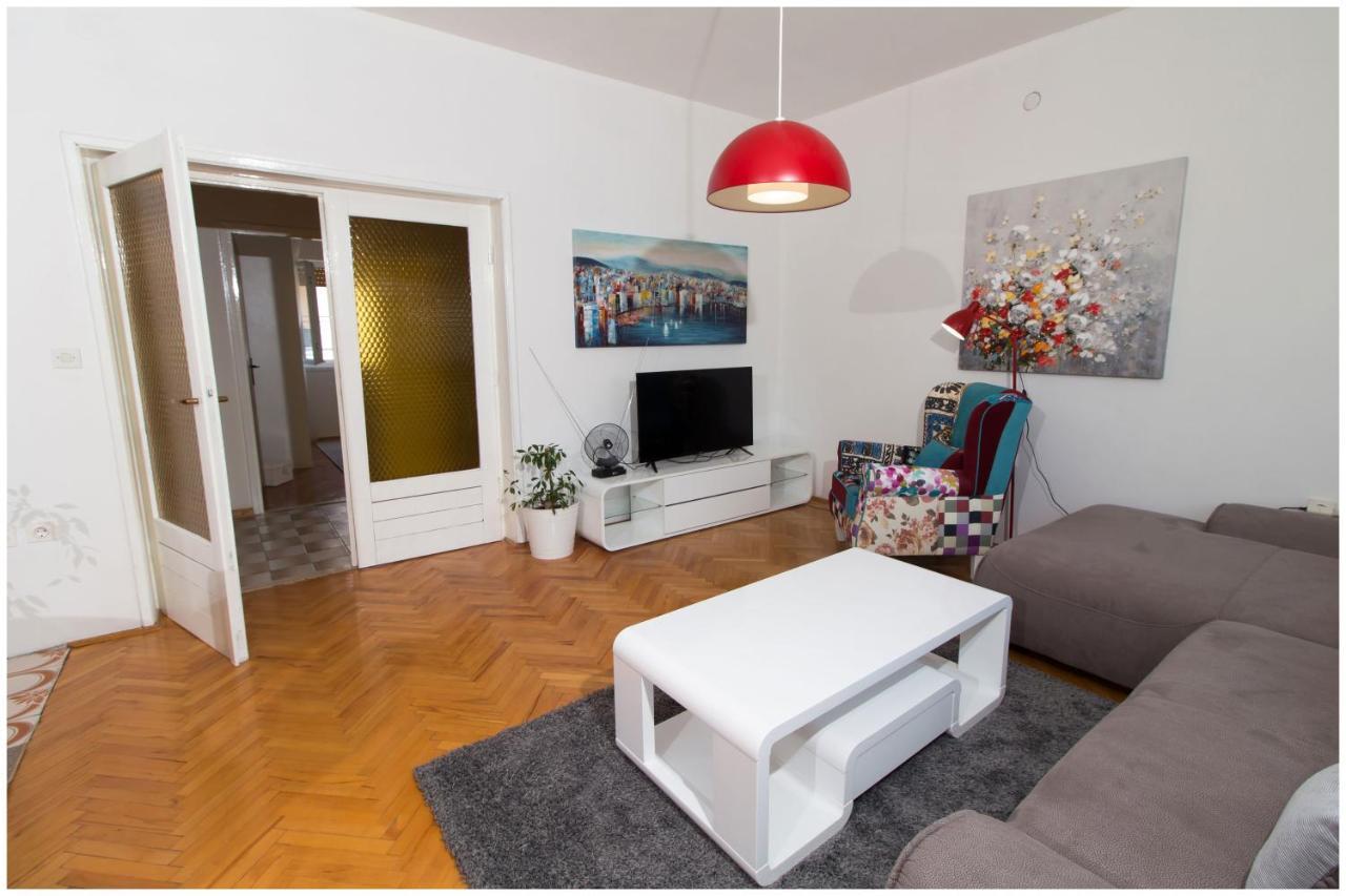 Large Apartment Between Split And Trogir Kaštela Extérieur photo