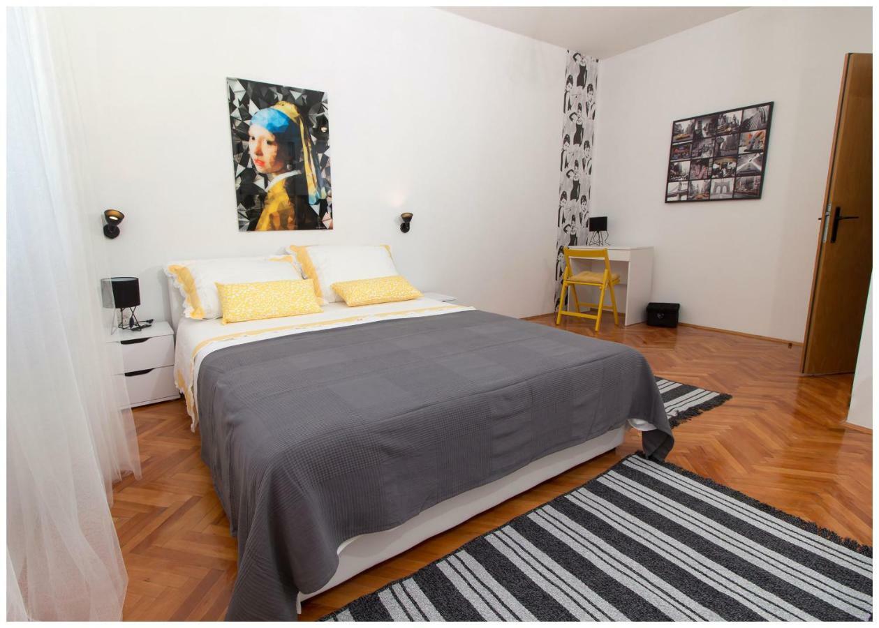 Large Apartment Between Split And Trogir Kaštela Extérieur photo